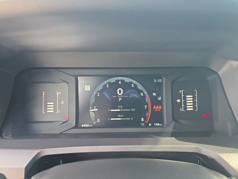 Certified 2025 Toyota Tacoma SR5 AWD/4WD image 20
