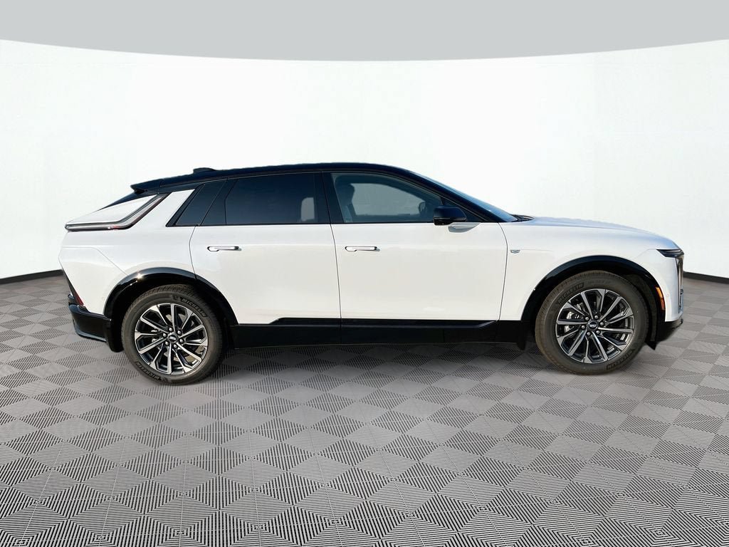 New 2027 Cadillac Lyriq Sport RWD image 4
