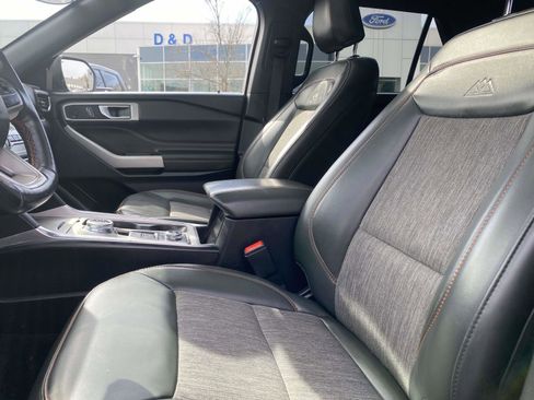 Used 2022 Ford Explorer Timberline image 16