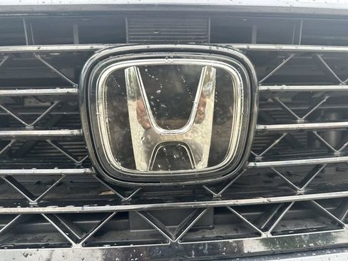 Used 2023 Honda Accord LX image 10