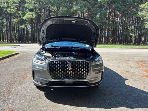 Used 2025 Lincoln Corsair Reserve AWD/4WD image 20