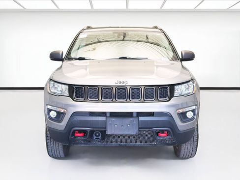 Used 2021 Jeep Compass Trailhawk image 2