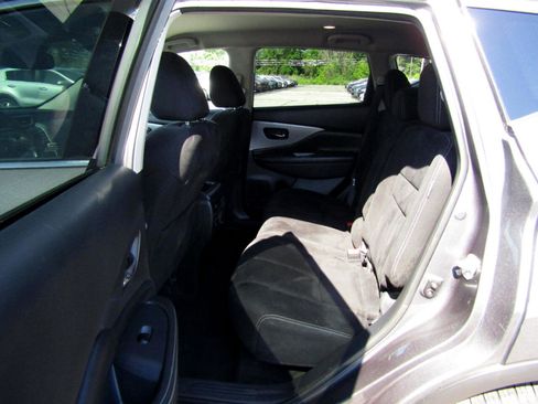 Used 2020 Nissan Murano SV image 20