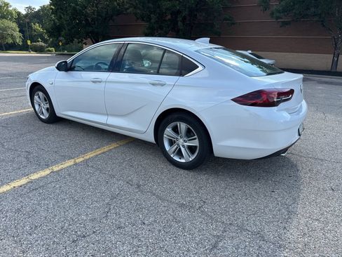 Used 2019 Buick Regal Preferred w/ Sights and Sounds Package FWD image 23