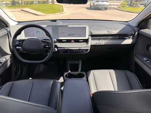 Used 2024 Hyundai Ioniq 5 Limited image 17