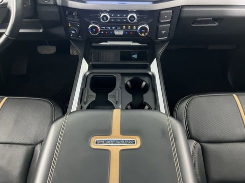 Used 2024 Ford F350 Platinum w/ FX4 Off-Road Package image 17