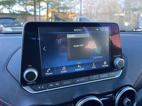 Used 2024 Nissan Sentra SR w/ SR Premium Package image 10