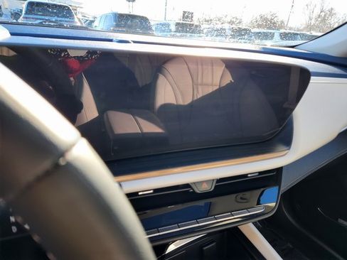 Used 2025 Buick Envision Avenir image 15