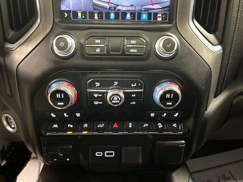 Used 2020 GMC Sierra 1500 Denali w/ Denali Ultimate Package image 19