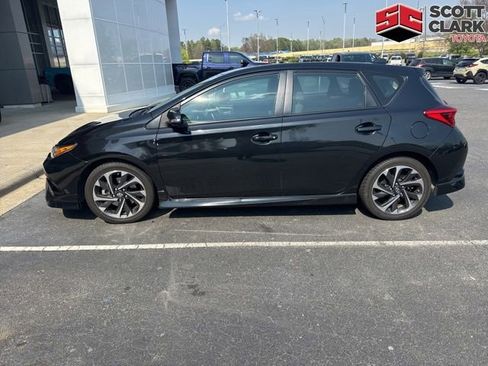 Used 2016 Scion iM image 3