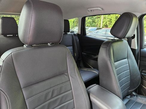 Used 2014 Ford Escape Titanium image 32