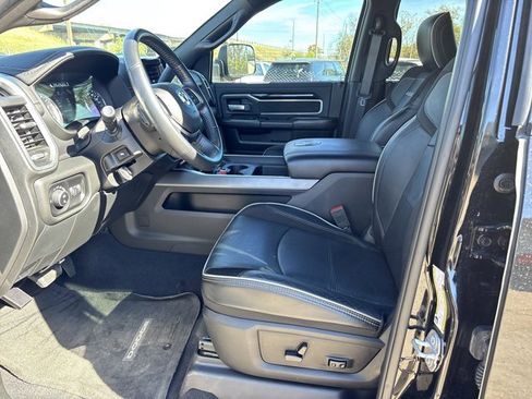 Used 2020 RAM 2500 Laramie w/ Night Edition image 18