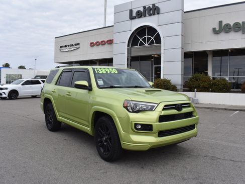 Used 2023 Toyota 4Runner TRD Sport image 1