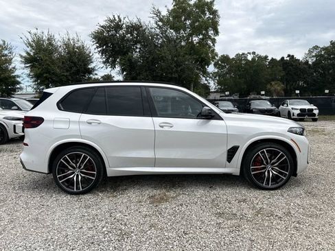 New 2026 BMW X5 xDrive40i w/ M Sport Package AWD/4WD image 2