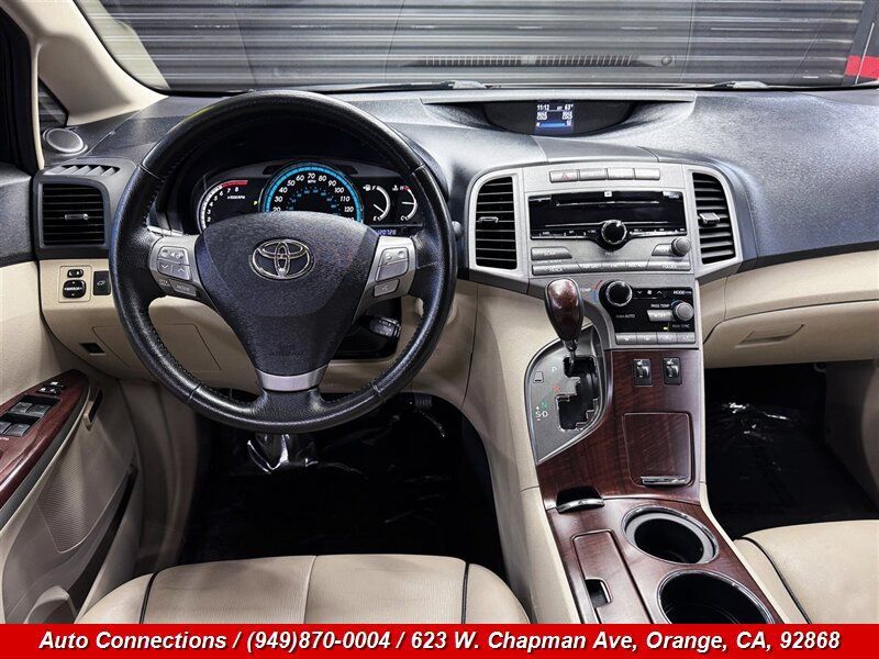 Used 2009 Toyota Venza AWD image 12