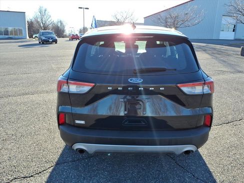 Used 2021 Ford Escape S image 11