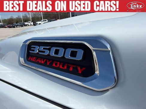 Used 2024 RAM 3500 Tradesman w/ Chrome Appearance Group AWD/4WD image 43
