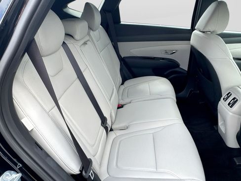 Certified 2026 Hyundai Tucson Limited AWD/4WD image 31
