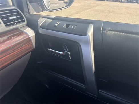 Used 2024 Toyota 4Runner Limited image 20