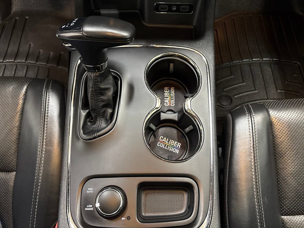 Used 2020 Dodge Durango R/T w/ Blacktop Package AWD/4WD image 17