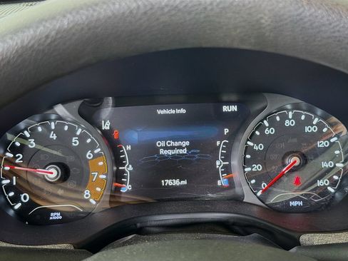 Used 2025 Jeep Compass Sport AWD/4WD image 16