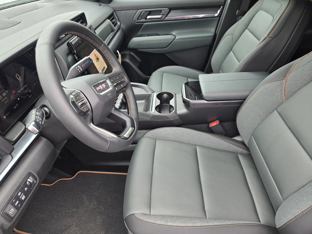 New 2027 GMC Terrain AT4 w/ Convenience Package III AWD/4WD image 8