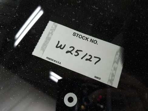 Certified 2025 BMW 530i xDrive image 28