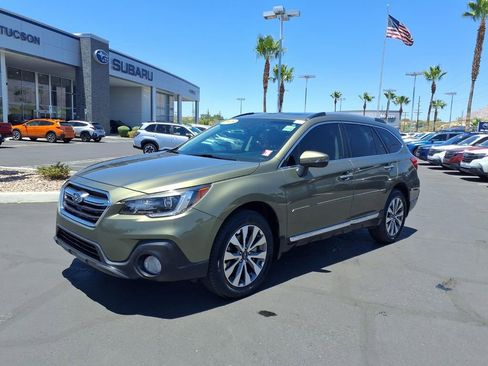 Used 2018 Subaru Outback 3.6R Touring AWD/4WD image 7