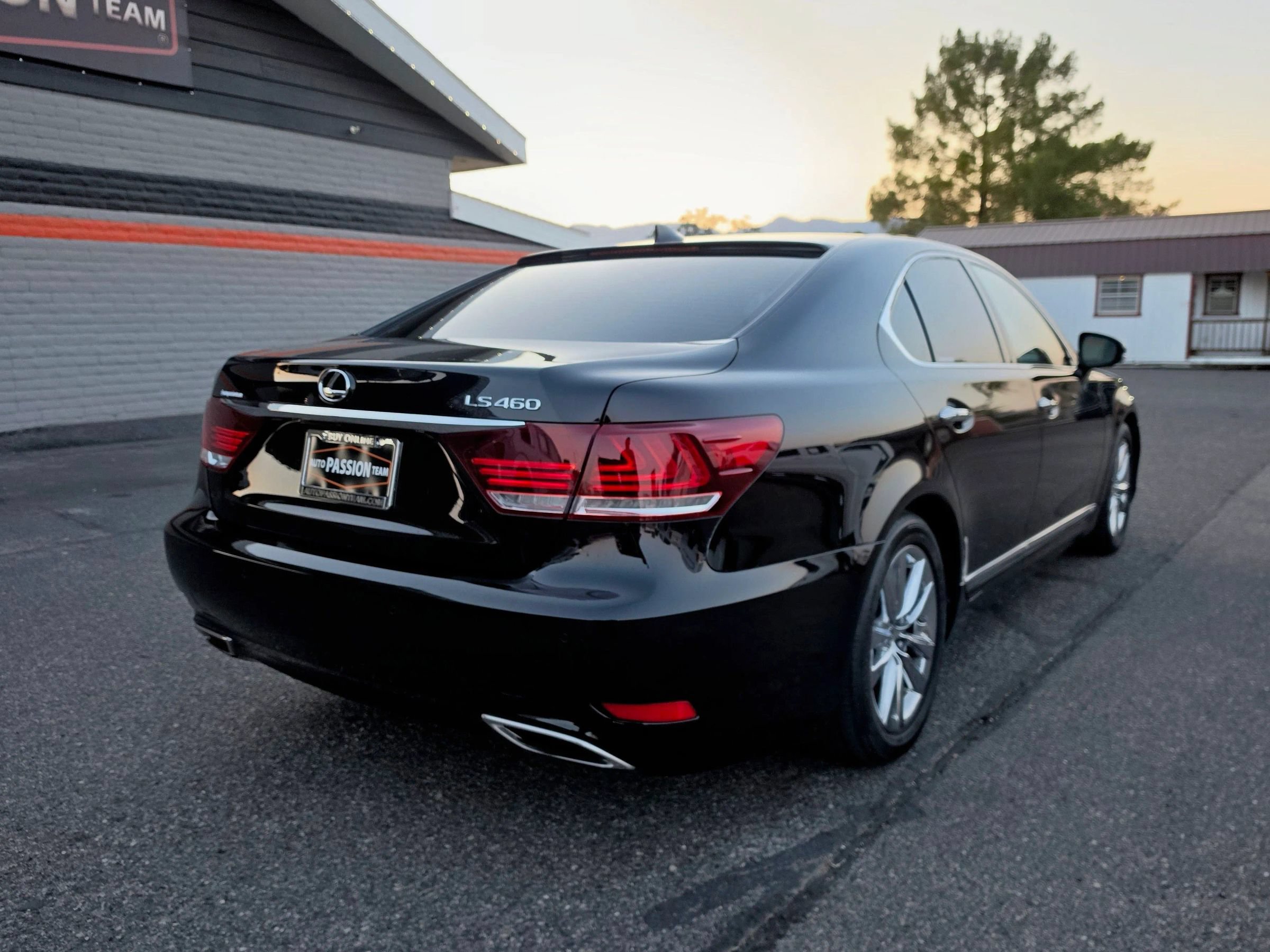 Used 2014 Lexus LS 460 w/ Comfort Package RWD image 5