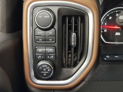 Used 2022 Chevrolet Silverado 2500 High Country w/ Technology Package image 29