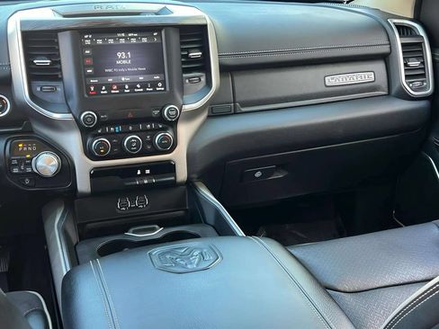 Used 2020 RAM 1500 Laramie AWD/4WD image 19
