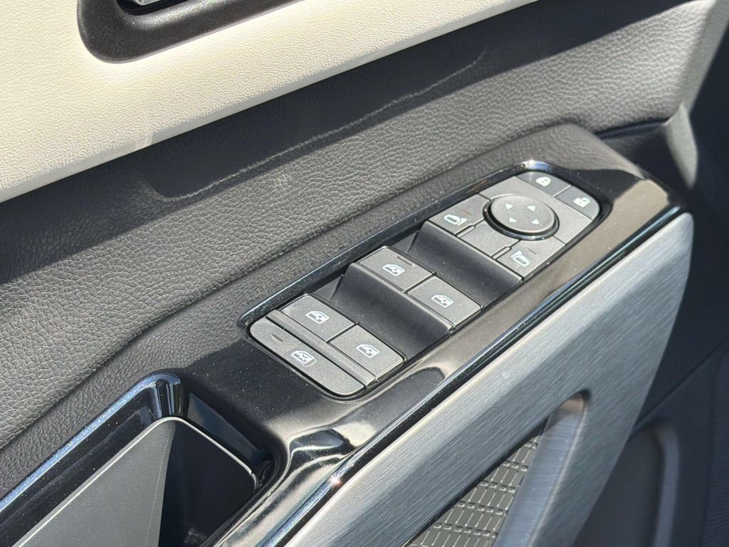 New 2026 Nissan Pathfinder SL AWD/4WD image 24
