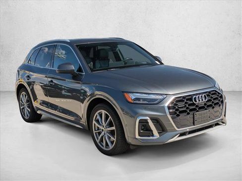 Used 2021 Audi Q5 e Prestige w/ Prestige Package AWD/4WD image 3