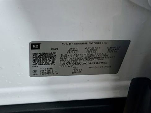 Used 2021 Chevrolet Traverse LT image 27