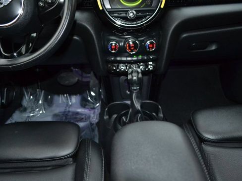 Used 2018 MINI Cooper S FWD image 20