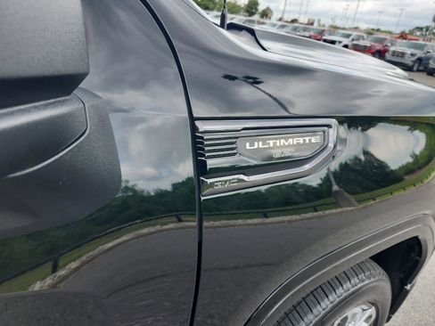 Used 2023 GMC Sierra 1500 Denali Ultimate AWD/4WD image 7