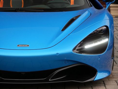 Used 2022 McLaren 720S Performance image 6