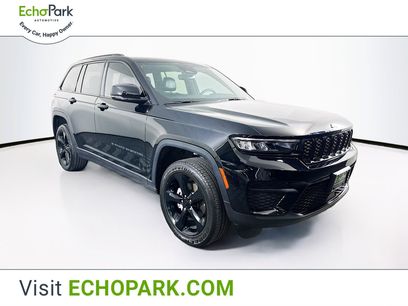 Used 2023 Jeep Grand Cherokee Altitude