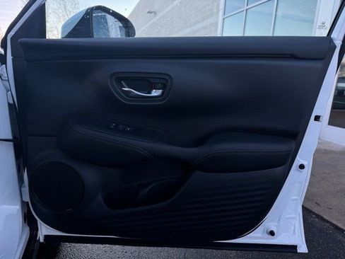 New 2026 Honda HR-V EX-L image 14