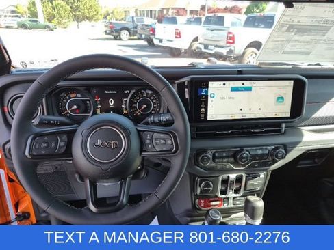 New 2026 Jeep Wrangler Unlimited Rubicon AWD/4WD image 31