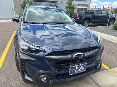 Used 2025 Subaru Outback Premium w/ Popular Package #1A AWD/4WD image 2