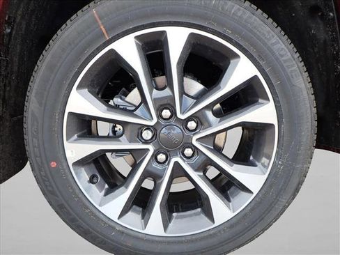 New 2025 Jeep Grand Cherokee Overland w/ Luxury Tech Group IV image 7