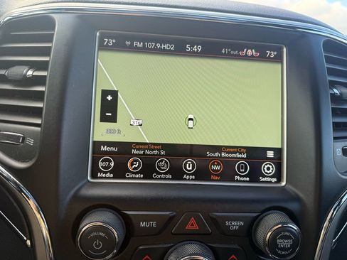 Used 2018 Jeep Grand Cherokee Limited image 12