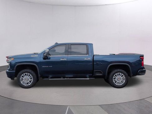 Used 2022 Chevrolet Silverado 2500 High Country w/ LPO, Hitch Package AWD/4WD image 2