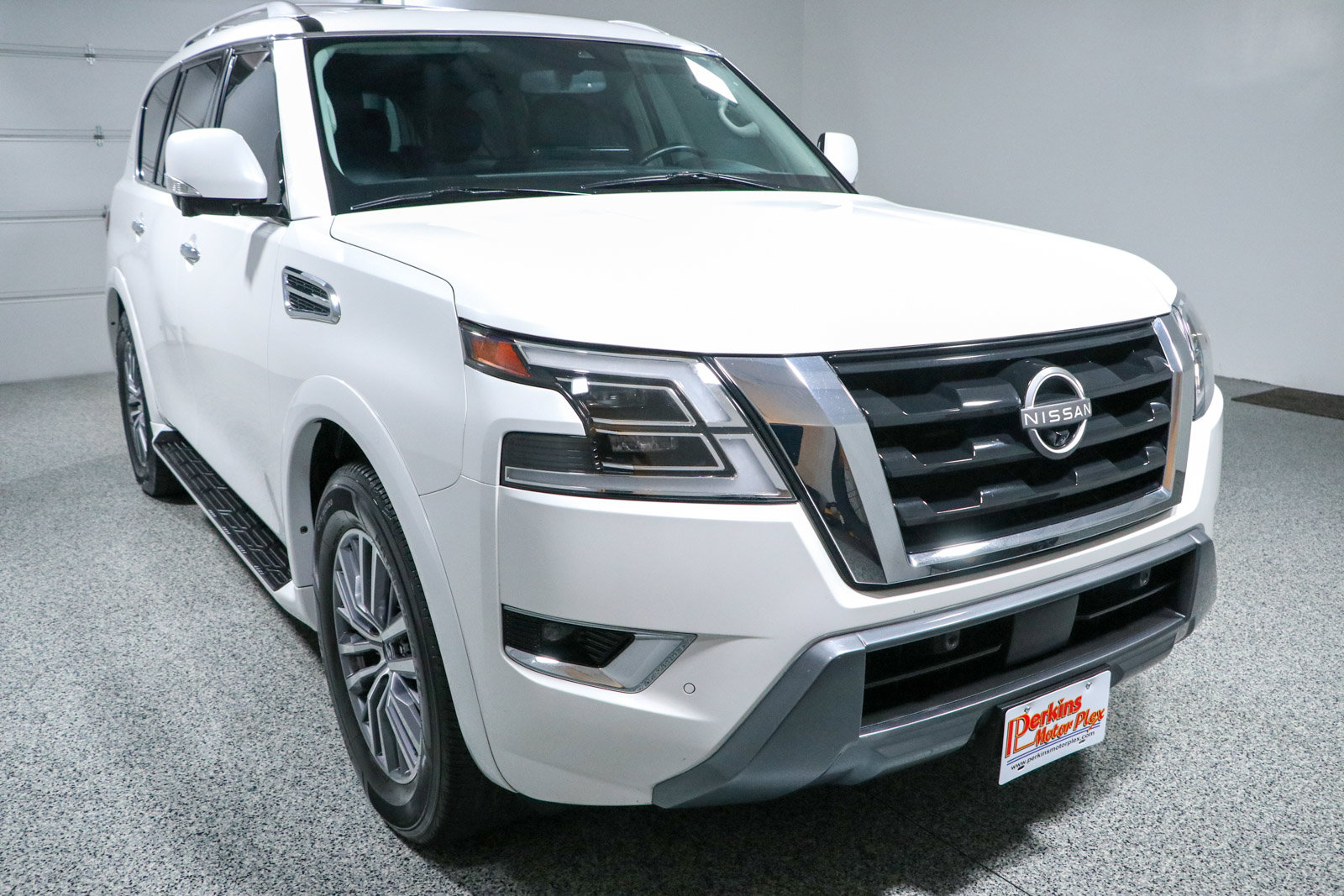 Used 2024 Nissan Armada SL w/ Cargo Package RWD image 5