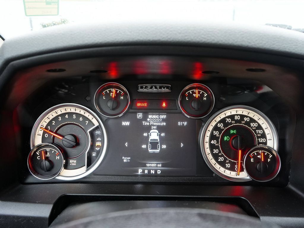 Used 2018 RAM 1500 Big Horn AWD/4WD image 2