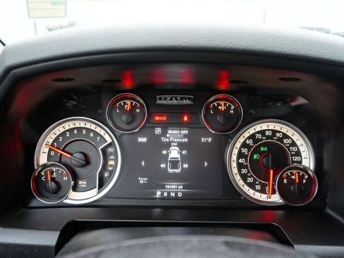 Used 2018 RAM 1500 Big Horn AWD/4WD image 2