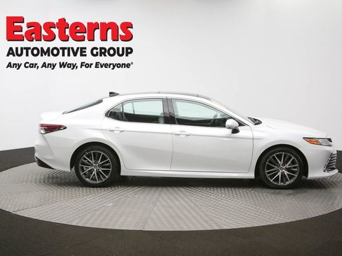Used 2023 Toyota Camry XLE image 40