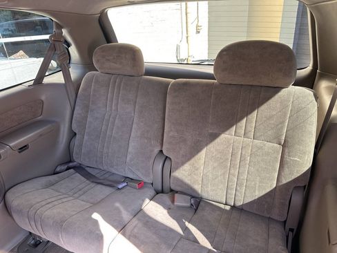 Used 2001 Toyota Sienna LE w/ LE Upgrade Pkg 2 FWD image 7
