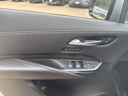 Used 2023 Cadillac XT4 Sport FWD image 11